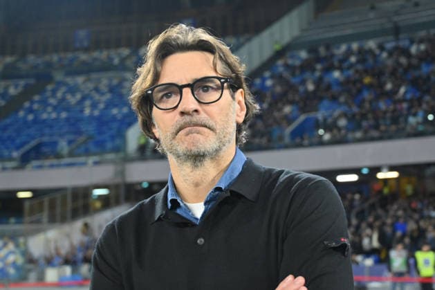 Paolo Vanoli of ACF Fiorentina looks during Serie A Enelive match between SSC Napoli vs ACF Fiorentina:Danilo Gemito Live Photo  Copyright: xDaniloxGemito IPAxSportx xipa-agency.netx xx IPA_70802410 IPA_Agency_IPA70802410