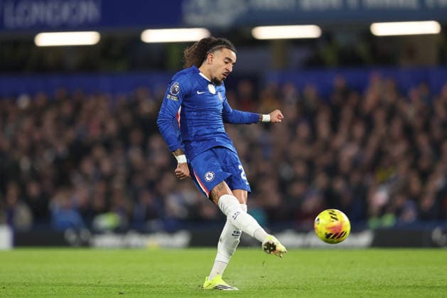 31st January 2026; Stamford Bridge, Chelsea, London, England: Premier League Football, Chelsea versus West Ham United; Malo Gusto of Chelsea passes the ball  KatiexChan Content restricted for UK based newspaper
