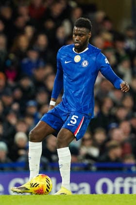 Chelsea v West Ham United, Premier League Benoit Badiashile of Chelsea during the Chelsea v West Ham United Premier League match at Stamford Bridge, London, England on 31 January 2026 Credit: Dylan Hepworth Every Second Media Editorial use only. All images are copyright Every Second Media Limited. No images may be reproduced without prior permission. All rights reserved. Premier League and Football League images are subject to licensing agreements with Football DataCo Limited. see https: www.football-dataco.com Copyright: xIMAGO EveryxSecondxMediax ESM-1782-0036 DylanxHepworthx xEveryxSecondxMediax