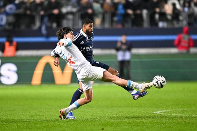 Paris FC v Olympique de Marseille - Ligue 1 McDonald s 2025 2026 05 Leonardo Julian BALERDI ROSA (om) - 09 Willem GEUBBELS (pfc) during the Ligue 1 McDonald s match between Paris FC and Marseille at Stade Jean Bouin on January 31, 2026 in Paris, France. Paris France  Copyright: xFEPx 776348267