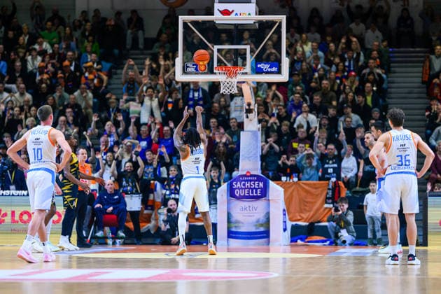 Uchenna, Iroegbu (Guard, Science City Jena, 1), Kristofer, Krause (Guard, Science City Jena, 36), Joe, Wieskamp (Forward, Science City Jena, 10) GER, Science City Jena gegen MHP Riesen Ludwigsburg, easyCredit Basketball Bundesliga, 18.Spieltag, Saison 2025 2026, 31.01.2026 GER, Science City Jena gegen MHP Riesen Ludwigsburg, easyCredit Basketball Bundesliga, 18.Spieltag, Saison 2025 2026, 31.01.2026 Jena Copyright: xEibner-Pressefoto MartinxHerbstx EP_MHT