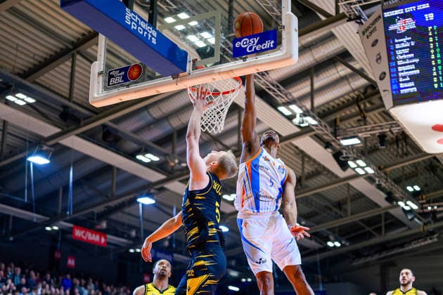 Toms, Skuja (Guard, MHP Riesen Ludwigsburg, 5), Chris, Carter (Guard, Science City Jena, 5), Gavin, Schilling (Center, MHP Riesen Ludwigsburg, 34), Elijah, Hughes (Forward, MHP Riesen Ludwigsburg, 7) GER, Science City Jena gegen MHP Riesen Ludwigsburg, easyCredit Basketball Bundesliga, 18.Spieltag, Saison 2025 2026, 31.01.2026 GER, Science City Jena gegen MHP Riesen Ludwigsburg, easyCredit Basketball Bundesliga, 18.Spieltag, Saison 2025 2026, 31.01.2026 Jena Copyright: xEibner-Pressefoto MartinxHerbstx EP_MHT