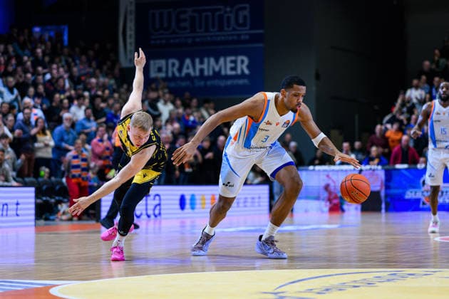 Will, McNair (Center, Science City Jena, 3), Toms, Skuja (Guard, MHP Riesen Ludwigsburg, 5) GER, Science City Jena gegen MHP Riesen Ludwigsburg, easyCredit Basketball Bundesliga, Basketball, 18.Spieltag, Saison 2025 2026, 31.01.2026 GER, Science City Jena gegen MHP Riesen Ludwigsburg, easyCredit Basketball Bundesliga, 18.Spieltag, Saison 2025 2026, 31.01.2026 Jena Copyright: xEibner-Pressefoto MartinxHerbstx EP_MHT
