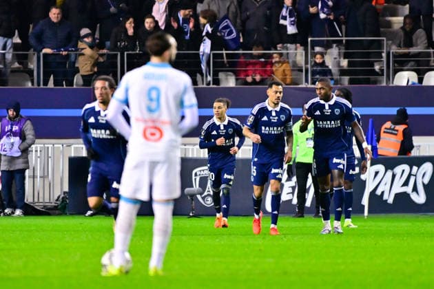 FOOTBALL : Paris FC vs Marseille - Ligue 1 - 31 01 2026 Ilan KEBBAL ( 10 - PFC ) celebrates with teammates during the Ligue 1 match between Paris FC and Olympique de Marseille at Stade Jean Bouin on January 31, 2026 in Paris, France. ( Photo by Federico Pestellini PsnewZ ) - ParisFrance  Copyright: xFedericoxPestellinix