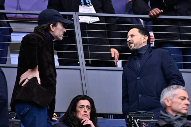 FOOTBALL : Paris FC vs Marseille - Ligue 1 - 31 01 2026 Antoine Arnault ( owner PFC ) talks with Pablo Longoria ( president Olympique Marseille ) during the Ligue 1 match between Paris FC and Olympique de Marseille at Stade Jean Bouin on January 31, 2026 in Paris, France. ( Photo by Federico Pestellini PsnewZ ) - ParisFrance  Copyright: xFedericoxPestellinix