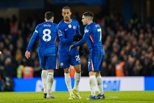 Chelsea v West Ham United, Premier League Joao Pedro of Chelsea celebrating his goal to make it 1-2 during the Chelsea v West Ham United Premier League match at Stamford Bridge, London, England on 31 January 2026 Credit: Dylan Hepworth Every Second Media Editorial use only. All images are copyright Every Second Media Limited. No images may be reproduced without prior permission. All rights reserved. Premier League and Football League images are subject to licensing agreements with Football DataCo Limited. see https: www.football-dataco.com Copyright: xIMAGO EveryxSecondxMediax ESM-1782-0061 DylanxHepworthx xEveryxSecondxMediax