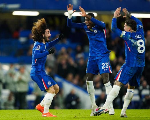 Chelsea v West Ham United, Premier League Marc Cucurella of Chelsea celebrating his goal to make it 2-2 during the Chelsea v West Ham United Premier League match at Stamford Bridge, London, England on 31 January 2026 Credit: Dylan Hepworth Every Second Media Editorial use only. All images are copyright Every Second Media Limited. No images may be reproduced without prior permission. All rights reserved. Premier League and Football League images are subject to licensing agreements with Football DataCo Limited. see https: www.football-dataco.com Copyright: xIMAGO EveryxSecondxMediax ESM-1782-0065 DylanxHepworthx xEveryxSecondxMediax