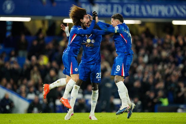 Chelsea v West Ham United, Premier League Marc Cucurella of Chelsea celebrating his goal to make it 2-2 during the Chelsea v West Ham United Premier League match at Stamford Bridge, London, England on 31 January 2026 Credit: Dylan Hepworth Every Second Media Editorial use only. All images are copyright Every Second Media Limited. No images may be reproduced without prior permission. All rights reserved. Premier League and Football League images are subject to licensing agreements with Football DataCo Limited. see https: www.football-dataco.com Copyright: xIMAGO EveryxSecondxMediax ESM-1782-0068 DylanxHepworthx xEveryxSecondxMediax