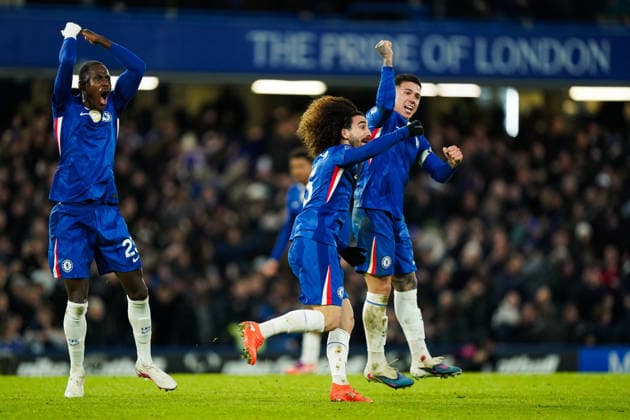 Chelsea v West Ham United, Premier League Marc Cucurella of Chelsea celebrating his goal to make it 2-2 during the Chelsea v West Ham United Premier League match at Stamford Bridge, London, England on 31 January 2026 Credit: Dylan Hepworth Every Second Media Editorial use only. All images are copyright Every Second Media Limited. No images may be reproduced without prior permission. All rights reserved. Premier League and Football League images are subject to licensing agreements with Football DataCo Limited. see https: www.football-dataco.com Copyright: xIMAGO EveryxSecondxMediax ESM-1782-0070 DylanxHepworthx xEveryxSecondxMediax