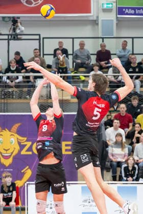 1.Volleyball Bundesliga -Saison 2025 2026 Cerebricks Volley Goats Mitteldeutschland vs.Barock Volleys MTV Ludwigsburg Halle, Deutschland 31. Januar 2026: Im Bild:v.li.Tomi Saarinen (Ludwigsburg) und Jan Huber (Ludwigsburg) Halle Saale swh.Arena Sachsen-Anhalt Deutschland