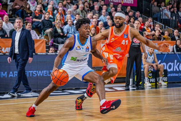1. Basketball Bundesliga, easyCredit BBL, Saison 2025 2026, Herren, Hauptrunde, 18. Spieltag, 31.01.2026, RASTA Vechta - Frankfurt Skyliners Nahiem Alleyne ( 4 - Frankfurt Skyliners) in Aktion Vechta RASTA Dome Niedersachsen Deutschland