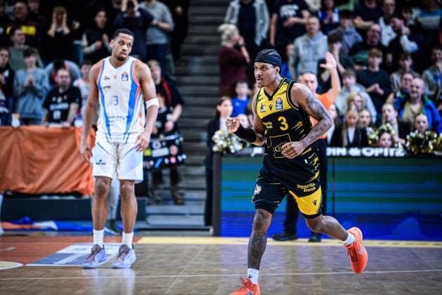 easycredit BBL Basketball Bundesliga 2025 2026 18. Spieltag 31.01.2026 Science City Jena vs MHP RIESEN Ludwigsburg Stefan Smith (Lubu) Jubel, Faust über die entscheidenden Punkte Sparkassen Arena