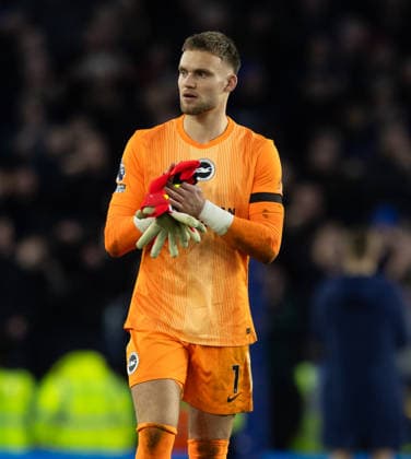 BRIGHTON, ENGLAND - JANUARY 31: Brighton & Hove Albion goalkeeper Bart Verbruggen applauds the fans after the Premier League match between Brighton & Hove Albion and Everton at Amex Stadium on January 31, 2026 in Brighton, England. (Photo by Ben Peters) SPO  Copyright: xBenxPeters