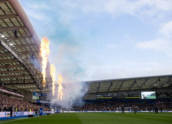 BRIGHTON, ENGLAND - JANUARY 31: General view of pyrotechnics and fireworks inside the stadium before the Premier League match between Brighton & Hove Albion and Everton at Amex Stadium on January 31, 2026 in Brighton, England. (Photo by Ben Peters) SPO  Copyright: xBenxPeters