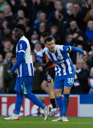 BRIGHTON, ENGLAND - JANUARY 31: Pascal GroÃŸ of Brighton & Hove Albion celebrates after scoring his sides first goal during the Premier League match between Brighton & Hove Albion and Everton at Amex Stadium on January 31, 2026 in Brighton, England. (Photo by Ben Peters) SPO  Copyright: xBenxPeters
