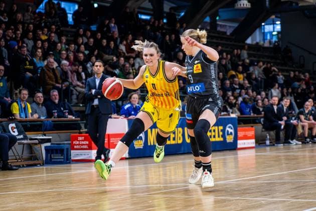 Basketball Berlin 31.01.2026 Saison 2025 2026 DBBL 1. Bundesliga Alba Berlin - Saarlouis Royals Nina Rosemeyer (Alba, No.11) Emma Eichmeyer (Saarlouis, No.09)