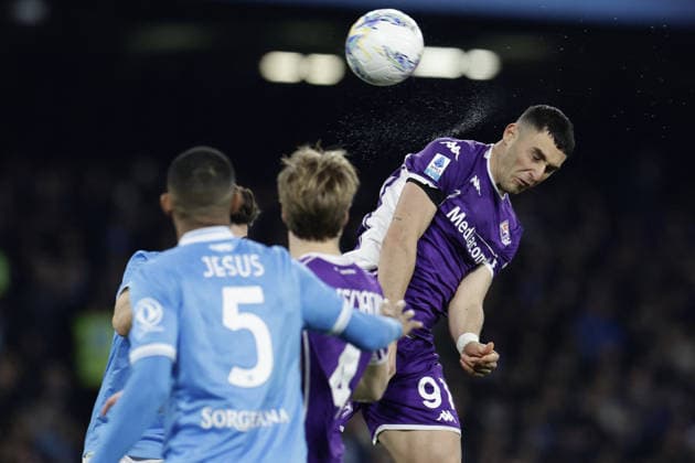CALCIO - Serie A - SSC Napoli vs ACF Fiorentina Fiorentina s Italian forward Roberto Piccoli controls the ball during the Serie A football match between SSC Napoli and Fiorentina at the Diego Armando Maradona Stadium in Naples on January 31, 2026. Naples Italy  Copyright: xIPAxSport ABACAx