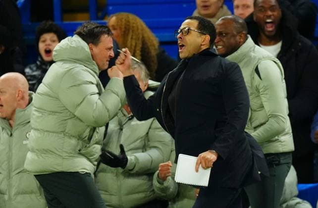 Chelsea manager Liam Rosenior celebrates Chelsea v West Ham United, Premier League, Football, Stamford Bridge, London, UK - 31 Jan 2026London Stamford Bridge United Kingdom EDITORIAL USE ONLY No use with unauthorised audio, video, data, fixture lists, club league logos or live services. Online in-match use limited to 120 images, no video emulation. No use in betting, games or single club league player publications.  Copyright: xJavierxGarcia Shutterstockx 16496749bf