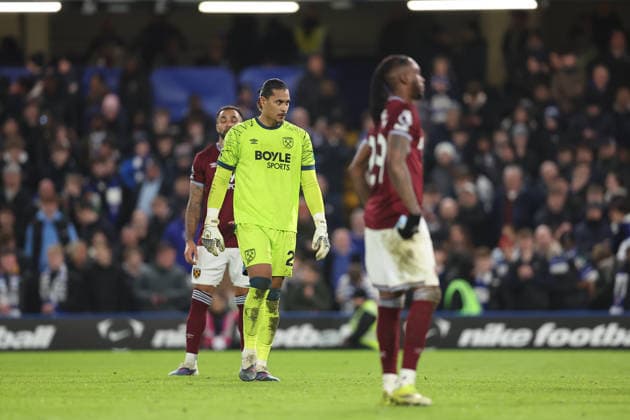31st January 2026; Stamford Bridge, Chelsea, London, England: Premier League Football, Chelsea versus West Ham United; goalkeeper Alphonse Areola of West Ham United up for a corner in the 90th+12 minute  KatiexChan Content restricted for UK based newspaper
