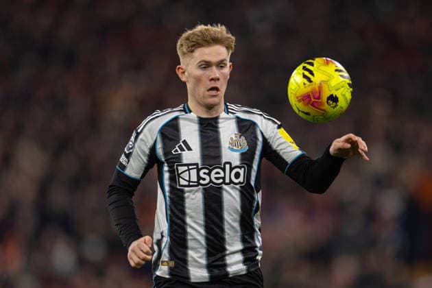Football - FA Premier League - Liverpool FC v Newcastle United FC LIVERPOOL, ENGLAND - Saturday, January 31, 2026: Newcastle United s Lewis Hallduring the FA Premier League match between Liverpool FC and Newcastle United FC at Anfield. (Photo by David Rawcliffe Propaganda) LIVERPOOL Anfield MERSEYSIDE ENGLAND  Copyright: xDavidxRawcliffex P2026-01-31-Liverpool_Newcastle-27