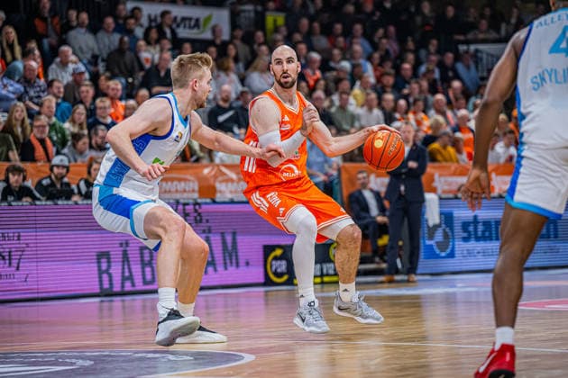 1. Basketball Bundesliga, easyCredit BBL, Saison 2025 2026, Herren, Hauptrunde, 18. Spieltag, 31.01.2026, RASTA Vechta - Frankfurt Skyliners Tommy Kuhse ( 12 - RASTA Vechta) in Aktion Vechta RASTA Dome Niedersachsen Deutschland