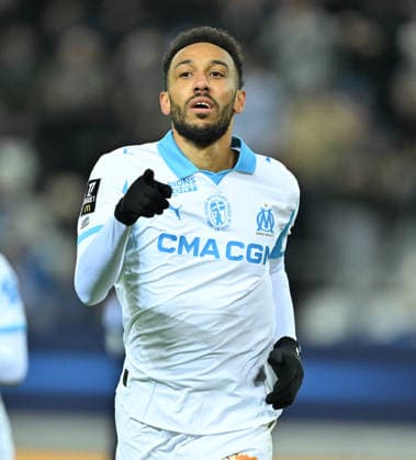 Paris FC vs Marseille : French Ligue 1 PARIS, FRANCE - JANUARY 31: Pierre-Emerick Aubameyang of Marseille celebrates after scoring during the French Ligue 1 (L1) soccer match between Paris FC and Olympique de Marseille at Stade Jean Bouin in Paris, France on January 31, 2026. Mustafa Yalcin Anadolu Paris France. Editorial use only. Please get in touch for any other usage.  Copyright: x2026xAnadoluxMustafaxYalcinx