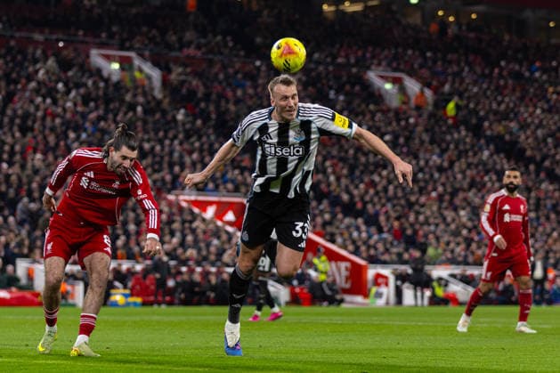 Football - FA Premier League - Liverpool FC v Newcastle United FC LIVERPOOL, ENGLAND - Saturday, January 31, 2026: Newcastle United s Dan Burn during the FA Premier League match between Liverpool FC and Newcastle United FC at Anfield. (Photo by David Rawcliffe Propaganda) LIVERPOOL Anfield MERSEYSIDE ENGLAND  Copyright: xDavidxRawcliffex P2026-01-31-Liverpool_Newcastle-43