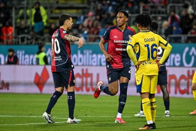 Yerri Mina of Cagliari Calcio during Cagliari Calcio vs Hellas Verona FC, Italian soccer Serie A match in Cagliari, Italy, January 31 2026  Copyright: xLuigixCanu IPAxSportx xipa-agency.netx xx IPA_70809820 IPA_Agency_IPA70809820