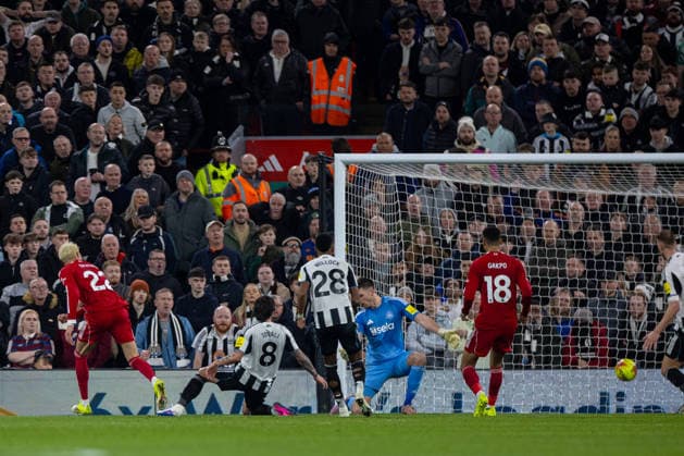 Football - FA Premier League - Liverpool FC v Newcastle United FC LIVERPOOL, ENGLAND - Saturday, January 31, 2026: Liverpool s Hugo Ekitike scores his side s first and equalising goal during the FA Premier League match between Liverpool FC and Newcastle United FC at Anfield. (Photo by David Rawcliffe Propaganda) LIVERPOOL Anfield MERSEYSIDE ENGLAND  Copyright: xDavidxRawcliffex P2026-01-31-Liverpool_Newcastle-51