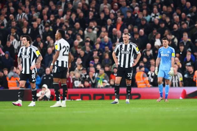 Dan Burn of Newcastle United looks dejected after the 2nd goal scored by Hugo Ekitike of Liverpool Liverpool v Newcastle United, Premier League, Football, Anfield, Liverpool, UK - 31 Jan 2026Liverpool Anfield United Kingdom EDITORIAL USE ONLY No use with unauthorised audio, video, data, fixture lists, club league logos or live services. Online in-match use limited to 120 images, no video emulation. No use in betting, games or single club league player publications. Copyright: xPaulxCurrie Shutterstockx 16496754az