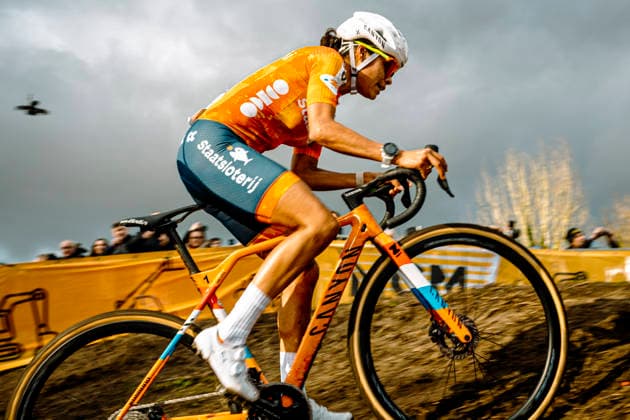 Cyclocross - UCI cyclo-cross World Championships Hulst - Day 2 Ceylin del Carmen Alvarado (NED Fenix - Premier Tech) in action during the UCI cyclo-cross World Championships 2026 UCI cyclo-cross World Championships Women Elite - Hulst The Netherlands Photo: Stijn Bastens CC Hulst The Netherlands  Copyright: xContentxCurationx StijnxBastensx xCCx