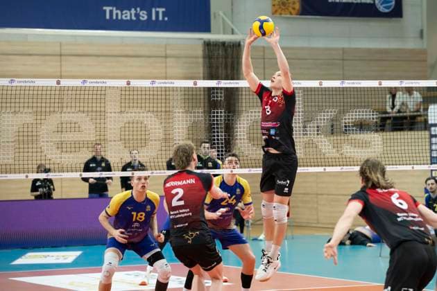 1.Volleyball Bundesliga -Saison 2025 2026 Cerebricks Volley Goats Mitteldeutschland vs.Barock Volleys MTV Ludwigsburg Halle, Deutschland 31. Januar 2026: Im Bild:v.li.Dax Tompkins (Bitterfeld), Philipp Herrmann (Ludwigsburg), Clay Wieter (Bitterfeld) und Tomi Saarinen (Ludwigsburg) Halle Saale swh.Arena Sachsen-Anhalt Deutschland