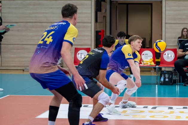 1.Volleyball Bundesliga -Saison 2025 2026 Cerebricks Volley Goats Mitteldeutschland vs.Barock Volleys MTV Ludwigsburg Halle, Deutschland 31. Januar 2026: Im Bild:v.li.Clay Wieter (Bitterfeld), Arshia Feizollahi (Bitterfeld) und Tom Borchert (Bitterfeld) Halle Saale swh.Arena Sachsen-Anhalt Deutschland