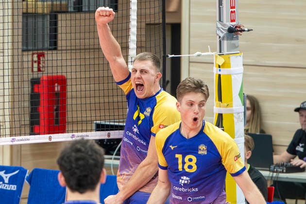 1.Volleyball Bundesliga -Saison 2025 2026 Cerebricks Volley Goats Mitteldeutschland vs.Barock Volleys MTV Ludwigsburg Halle, Deutschland 31. Januar 2026: Im Bild:v.li.Valdas Listanskis (Bitterfeld) und Dax Tompkins (Bitterfeld) Jubel, Freude, Emotion, Halle Saale swh.Arena Sachsen-Anhalt Deutschland