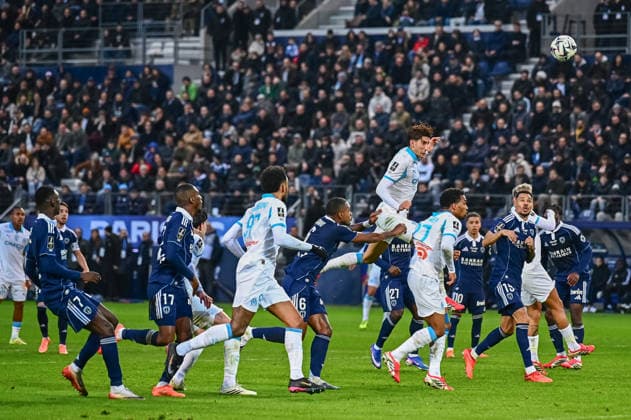 On the 20th day of the McDonald s Ligue 1 season, Paris FC hosted Olympique de Marseille at the Stade Jean Bouin in Paris on 31 January 2026. - 31 01 2026 - France Ile-de-France (region) Paris -  JulienxMattiax xLexPictorium LePictorium_0326903
