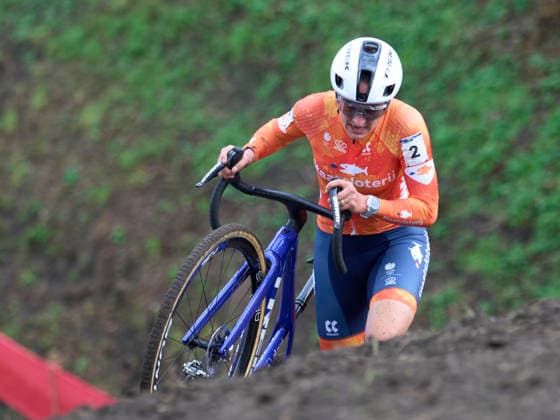 2026-01-31 2026 Rabobank UCI Cyclo-cross World Championships HULST, NETHERLANDS - JANUARY 31: BRAND Lucinda NETHERLANDS NED during the 2026 Rabobank UCI Cyclo-cross World Championships at on January 31, 2026 in Hulst, Netherlands. Hulst Netherlands Content not available for redistribution in The Netherlands directly or indirectly through any third parties. Copyright: xRobxPauelx