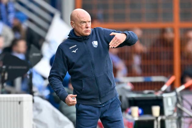 Uwe Rösler Roesler (Bochum) Gestik Geste gestikuliert Mimik starker Gesichtsausdruck Emotion. 31.01.2026 Fussball VfL Bochum vs FC Schalke 04, Vonovia Ruhrstadion, Bochum, DFB DFL REGULATIONS PROHIBIT ANY USE OF PHOTOGRAPHS AS IMAGE SEQUENCES AND OR QUASI-VIDEO