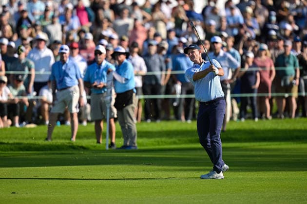 January 31, 2026: Justin Rose hits a shot from the fairway on the 18th hole during the third round of the Farmers Insurance Open on Torrey Pines South Course in San Diego, California. CSM San Diego USA - ZUMAc04_ 20260131_zma_c04_137 Copyright: xJustinxFinex