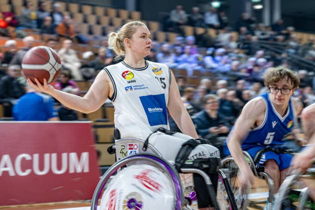 RBBL; RSV Lahn-Dill - RB Zwickau, 31.01.26 Rose Hollermann (RSV Lahn-Dill, 15), Lachlin Dalton (RB Zwickau, 5) RBBL; RSV Lahn-Dill - RB Zwickau: Wetzlar, 31.01.26 Copyright: xBEAUTIFULxSPORTS Roeczeyx