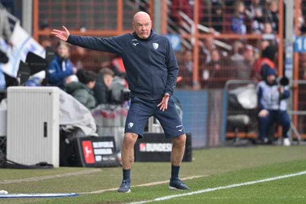 Trainer Uwe Rösler (VfL Bochum) 31.01.2026, Fussball 2. Bundesliga, Saison 2025 2026, 20. Spieltag, VfL Bochum - FC Schalke 04 2:0 DFL regulations prohibit any use of photographs as image sequences and or quasi-video Bochum Vonovia Ruhrstadion Nordrhein Westfalen Deutschland