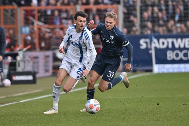 Dejan Ljubicic (FC Schalke 04), Leandro Morgalla (VfL Bochum), v.li. 31.01.2026, Fussball 2. Bundesliga, Saison 2025 2026, 20. Spieltag, VfL Bochum - FC Schalke 04 2:0 DFL regulations prohibit any use of photographs as image sequences and or quasi-video Bochum Vonovia Ruhrstadion Nordrhein Westfalen Deutschland