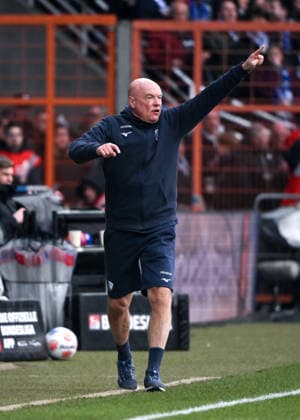 Trainer Uwe Rösler (VfL Bochum) 31.01.2026, Fussball 2. Bundesliga, Saison 2025 2026, 20. Spieltag, VfL Bochum - FC Schalke 04 2:0 DFL regulations prohibit any use of photographs as image sequences and or quasi-video Bochum Vonovia Ruhrstadion Nordrhein Westfalen Deutschland