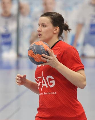 Kornwestheim , Handball Oberliga Frauen SV Salamander Kornwestheim vs. SG BBM Bietigheim , Lena Vogt ( BBM )