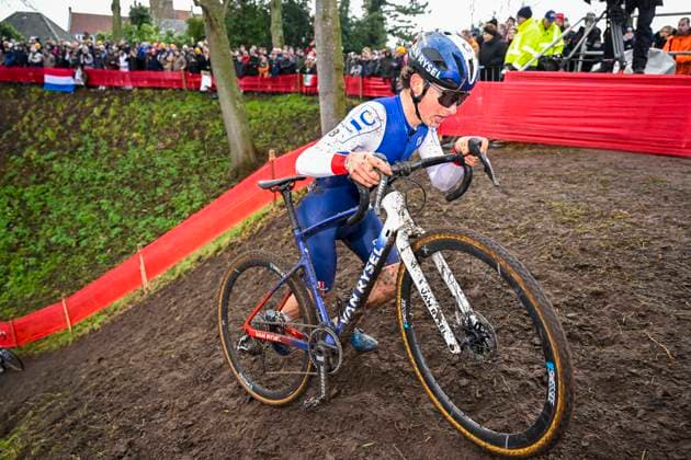 UCI World Championships 2026 Hulst HULST, BELGIUM - FEBRUARY 01 : Bruyere Joumard Soren (Fra) in action during the 2026 UCI Cyclo-Cross World Championships for Men Junior on February 01, 2026 in Hulst, Belgium, 01 02 2026 Hulst Belgium  Copyright: xNicoxVereeckenx