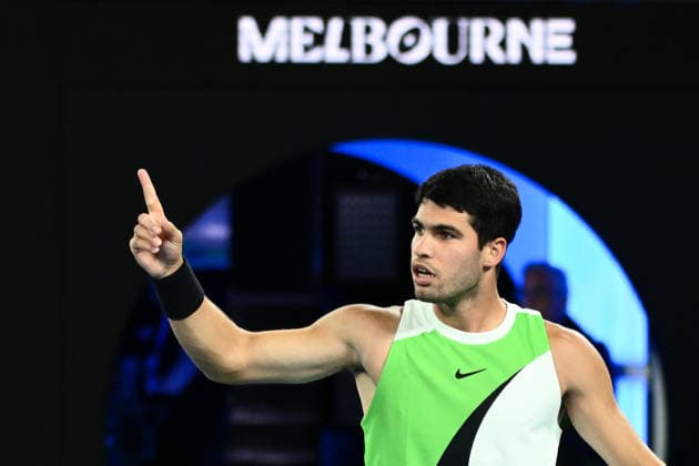 TENNIS AUSTRALIAN OPEN, Carlos Alcaraz of Spain reacts during the men™s singles final against Novak Djokovic of Serbia on day 15 of the 2026 Australian Open tennis tournament at Melbourne Park in Melbourne, Sunday, February 1, 2026. ( NO ARCHIVING MELBOURNE VICTORIA AUSTRALIA  Copyright: xJOELxCARRETTx 20260201151684963542