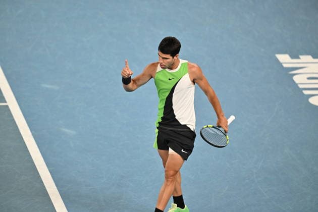 2026 Australian Open - Day 15 MELBOURNE, AUSTRALIA - FEBRUARY 01: Carlos Alcaraz of Spain compete against Novak Djokovic of Serbia in the Men s Singles Final during day 15 of the Australian Open at Melbourne Park on February 01, 2026 in Melbourne, Australia. Mark Avellino Anadolu Melbourne Australia. Editorial use only. Please get in touch for any other usage.  Copyright: x2026xAnadoluxMarkxAvellinox