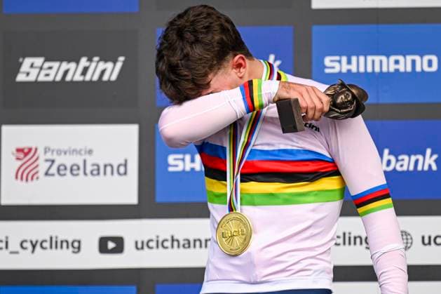 UCI World Championships 2026 Hulst HULST, BELGIUM - FEBRUARY 01 : Heeren Delano (Ned) on the podium during the 2026 UCI Cyclo-Cross World Championships for Men Junior on February 01, 2026 in Hulst, Belgium, 01 02 2026 Hulst Belgium  Copyright: xNicoxVereeckenx