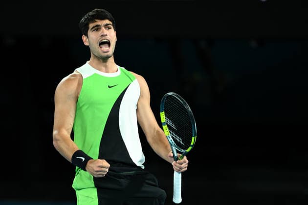 TENNIS AUSTRALIAN OPEN, Carlos Alcaraz of Spain reacts during the men™s singles final against Novak Djokovic of Serbia on day 15 of the 2026 Australian Open tennis tournament at Melbourne Park in Melbourne, Sunday, February 1, 2026. ( NO ARCHIVING MELBOURNE VICTORIA AUSTRALIA  Copyright: xJOELxCARRETTx 20260201116535729761