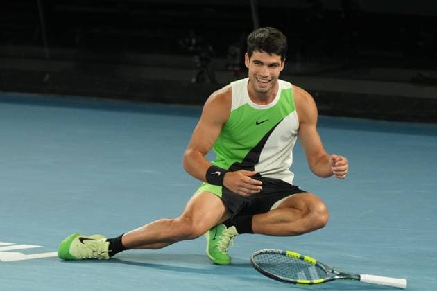 February 1, 2026: 1st seed CARLOS ALCARAZ of Spain celebrates after defeating 4th seed NOVAK DJOKOVIC of Serbia on Rod Laver Arena in the Men s Singles Final match on day 15 of the 2026 Australian Open in Melbourne, Australia. Cal Media Melbourne Australia - ZUMAc04_ 20260201_faf_c04_022 Copyright: xSydneyxLowx