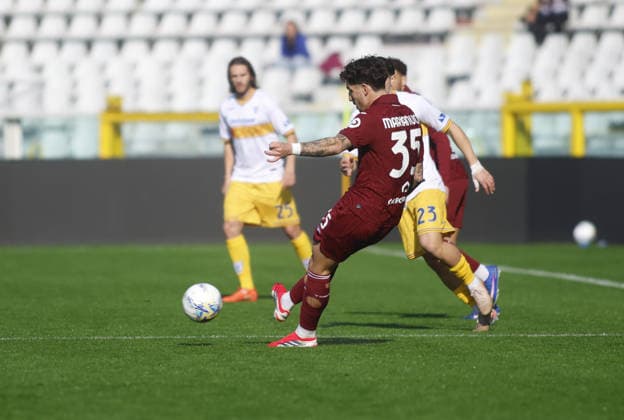 Luca Marianucci of Torino FC during the Italian Serie A 2025 26 season football match between Torino FC and US Lecce on 01 February 2026 at Stadio Olimpico Grende Torino ,Turin, Italy. Photo Nderim KACELI  Copyright: xNderimxKaceli IPAxSportx xipa-agency.netx xx IPA_70832691 IPA_Agency_IPA70832691